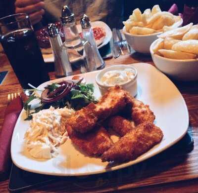 Groucho's On The Square