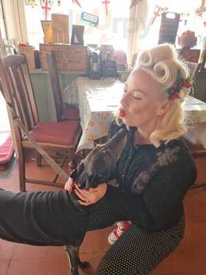 Lady Scarletts Tea Parlour