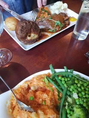 The Albert & Snugg Restaurant