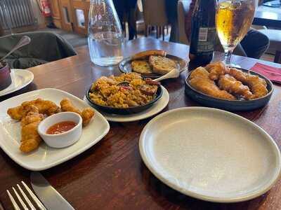 La Barca Spanish Tapas & Wine Bar