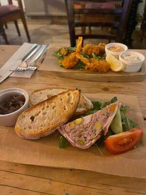 Harringtons On The Hill