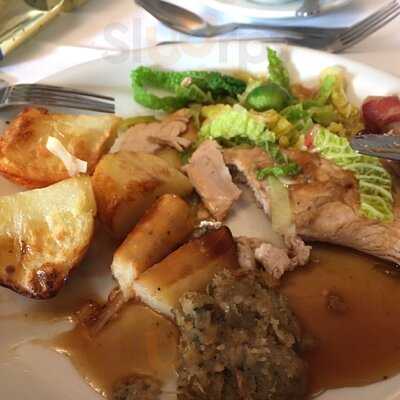 Restaurant At The Castle Of Brecon Hotel