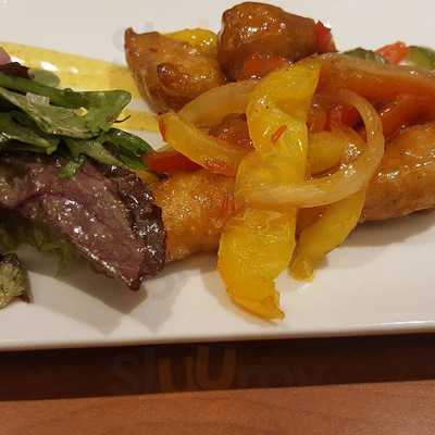 19th Hole Bar & Grill