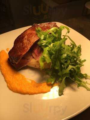 The Hatch Public House