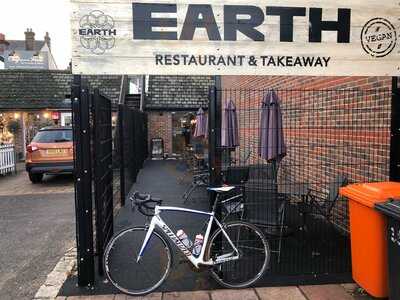 Earth Restaurant And Takeaway