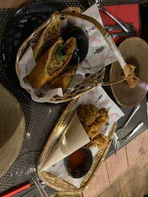 Giggling Squid - Beaconsfield