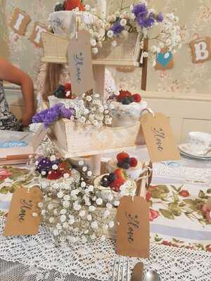 Ann Hall Catering Made With Love