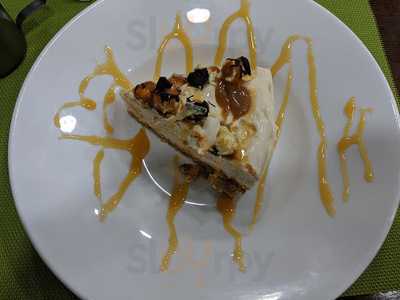 The Pie In Hand Restaurant & Bar