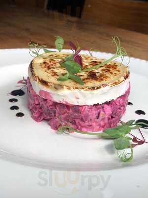 The Pub With No Name