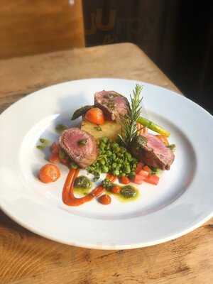 The Pub With No Name