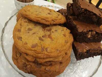 Pink Parrot Juice & Coffee Bar