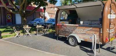 'the Pitt Stop' Hot Jacket Potatoes