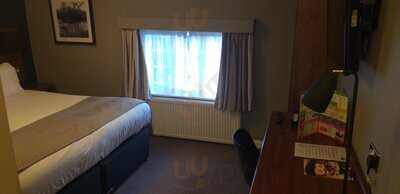 The White Hart Hotel At Hook