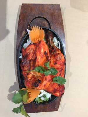 Bay Leaf Indian Restaurant & Takeaway