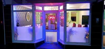 Bay Leaf Indian Restaurant & Takeaway