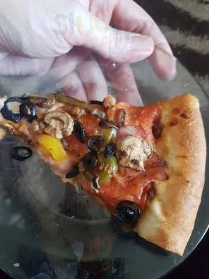 Domino's Pizza - Cheshunt