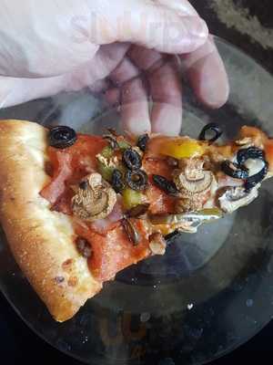 Domino's Pizza - Cheshunt