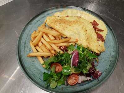 Bomonti Cafe & Bistro