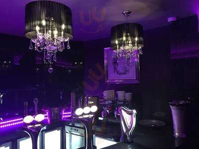 The Lounge Bar & Cafe