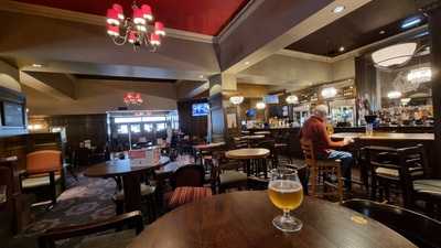 The Long Table Caffe