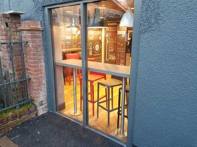 Domino's Pizza - Hook