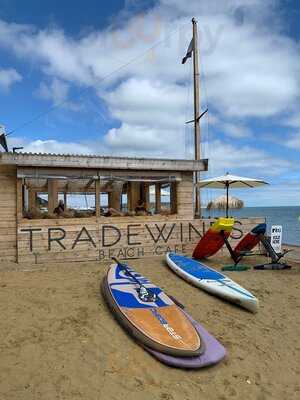 Tradewinds Beach Cafe