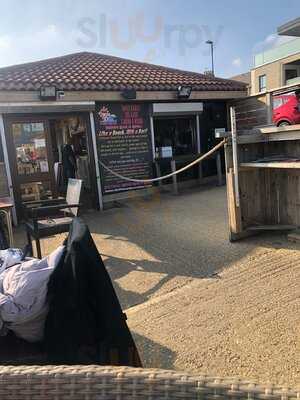 Driftwood Beach Bar N Grill