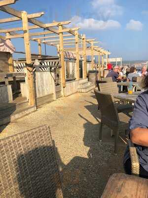 Driftwood Beach Bar N Grill