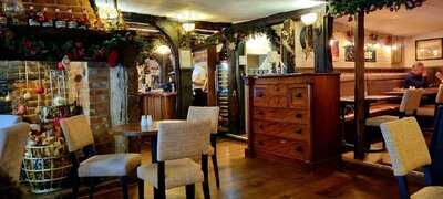 Frank's Restaurant & Mussel Bar