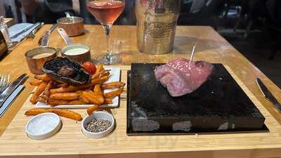 The Monkey Tree Gin Bar & Restaurant