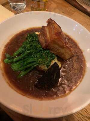 The Monkey Tree Gin Bar & Restaurant