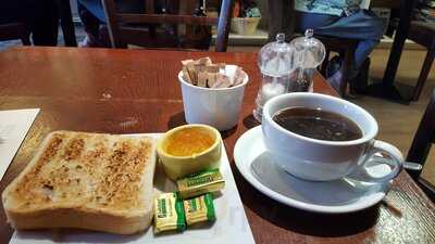 Benjamin's Deli & Cafe