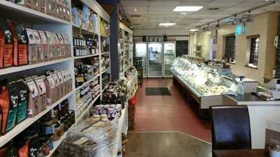 Benjamin's Deli & Cafe