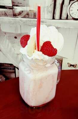 Oana's Coffees,shakes & Chimney Cakes