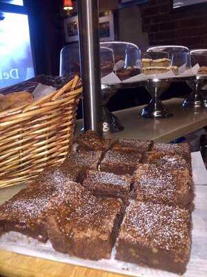 Palomo Cafe And Bistro