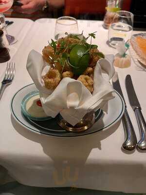 The Ivy Cobham Garden