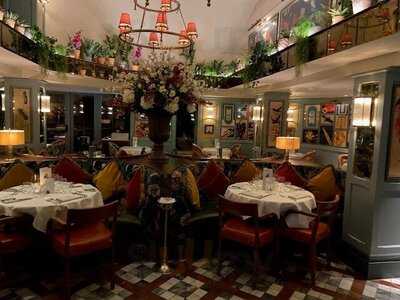 The Ivy Cobham Garden