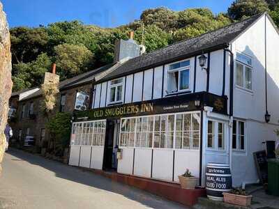 Old Smugglers Inn