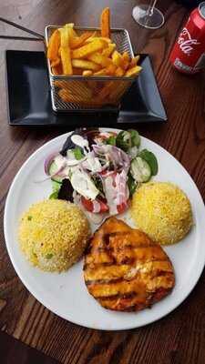 Whyteleafe Pizza & Grill