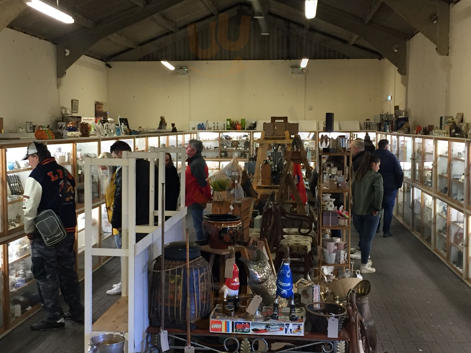 Gosfield Shopping Village