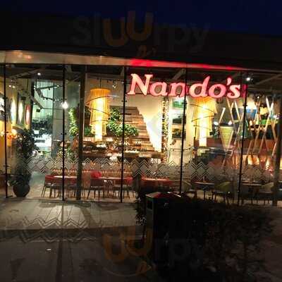Nando's Cobham Services