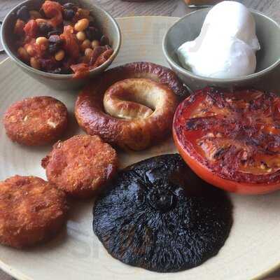 Nando's Cobham Services