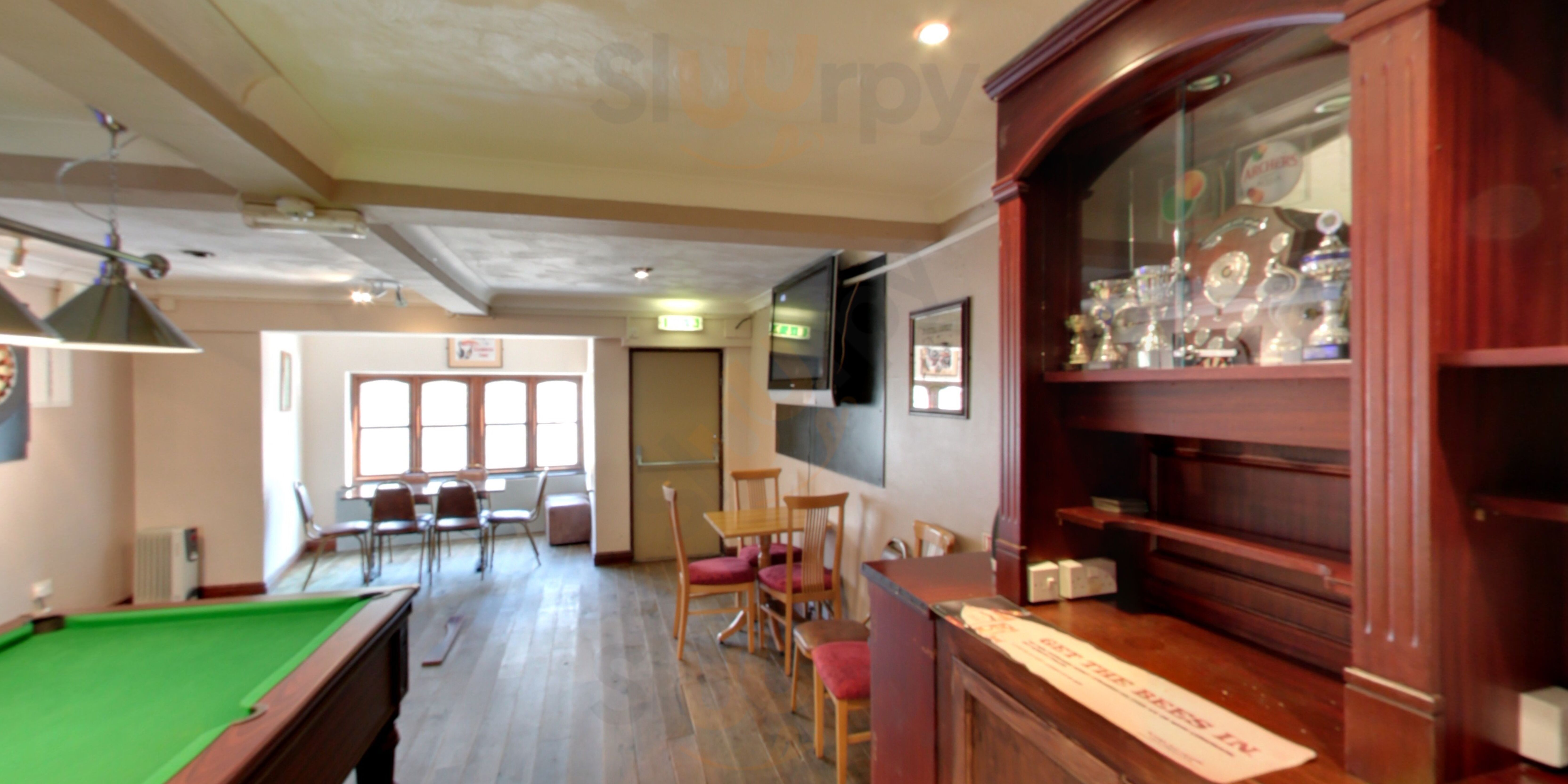 Harveys Bar & Bistro