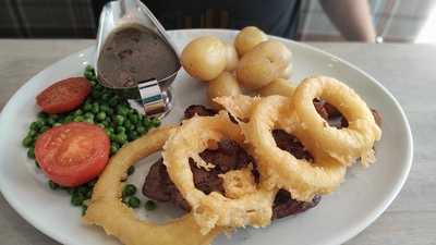 The Tearoom At Cambus Restaurant