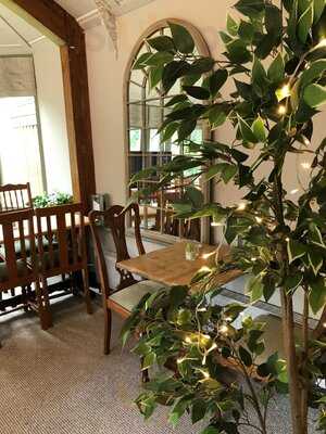 The Blowing Stone Inn