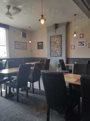 Oswalds @ Helter Skelter