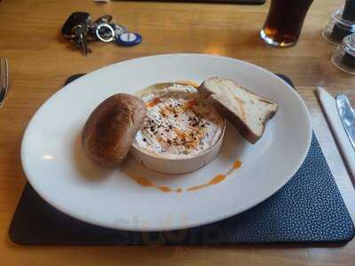 The Coach & Horses Midgham