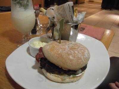 Brasserie Restaurant