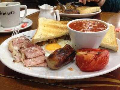 Walnuts Cafe Bistro