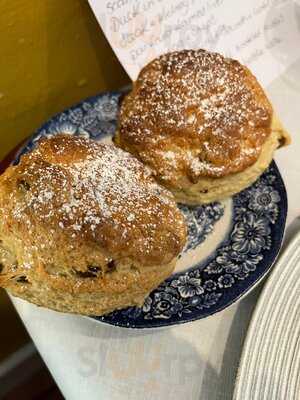 Frogpool Manor Restaurant